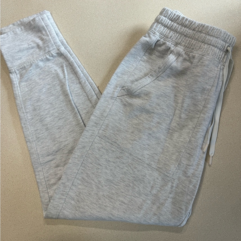 DSG Women’s Mid-Rise Fleece Jogger Pants